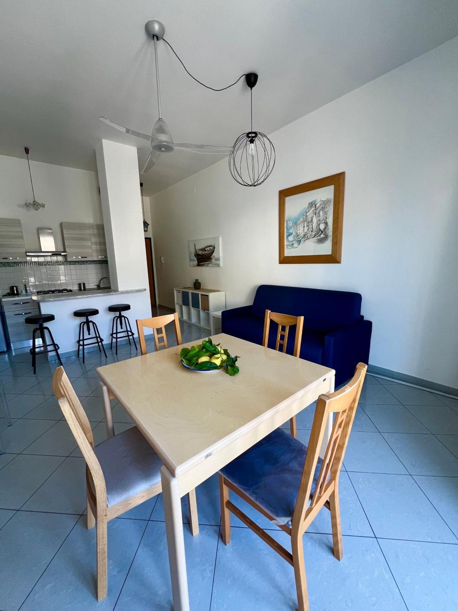 La Casa Lungo Il Mare Apartment Maiori Bagian luar foto